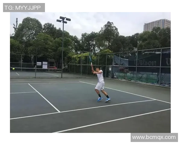 成都网球队以76分领跑杯赛积分榜展现强劲实力和团队合作精神