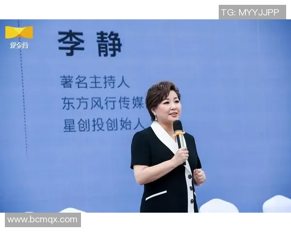 李静的羽毛球之路：从青涩少女到世界冠军的心路历程