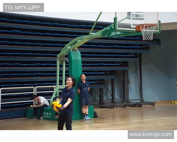 刘芳独家分享排球技巧与心得助你提升技术水平与比赛表现