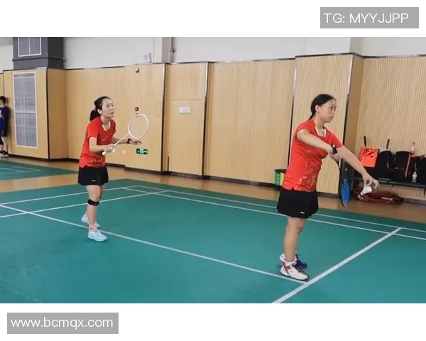 赛后复盘:杭州网球队与广州网球队的团队协作与战术分析 赛后复盘:杭州网球队与广州网球队的团队协作与战术分析